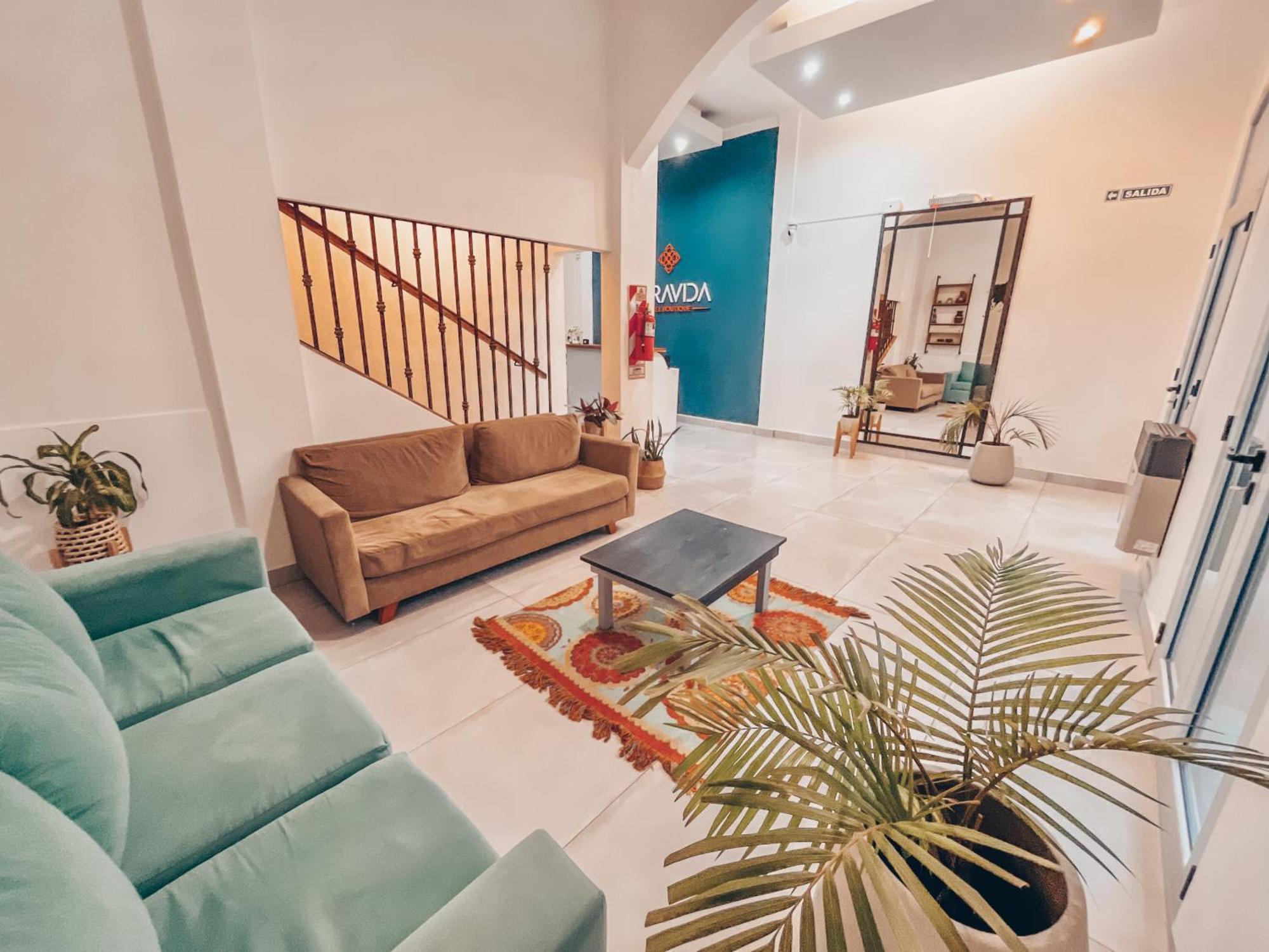 Pura Vida Hotel